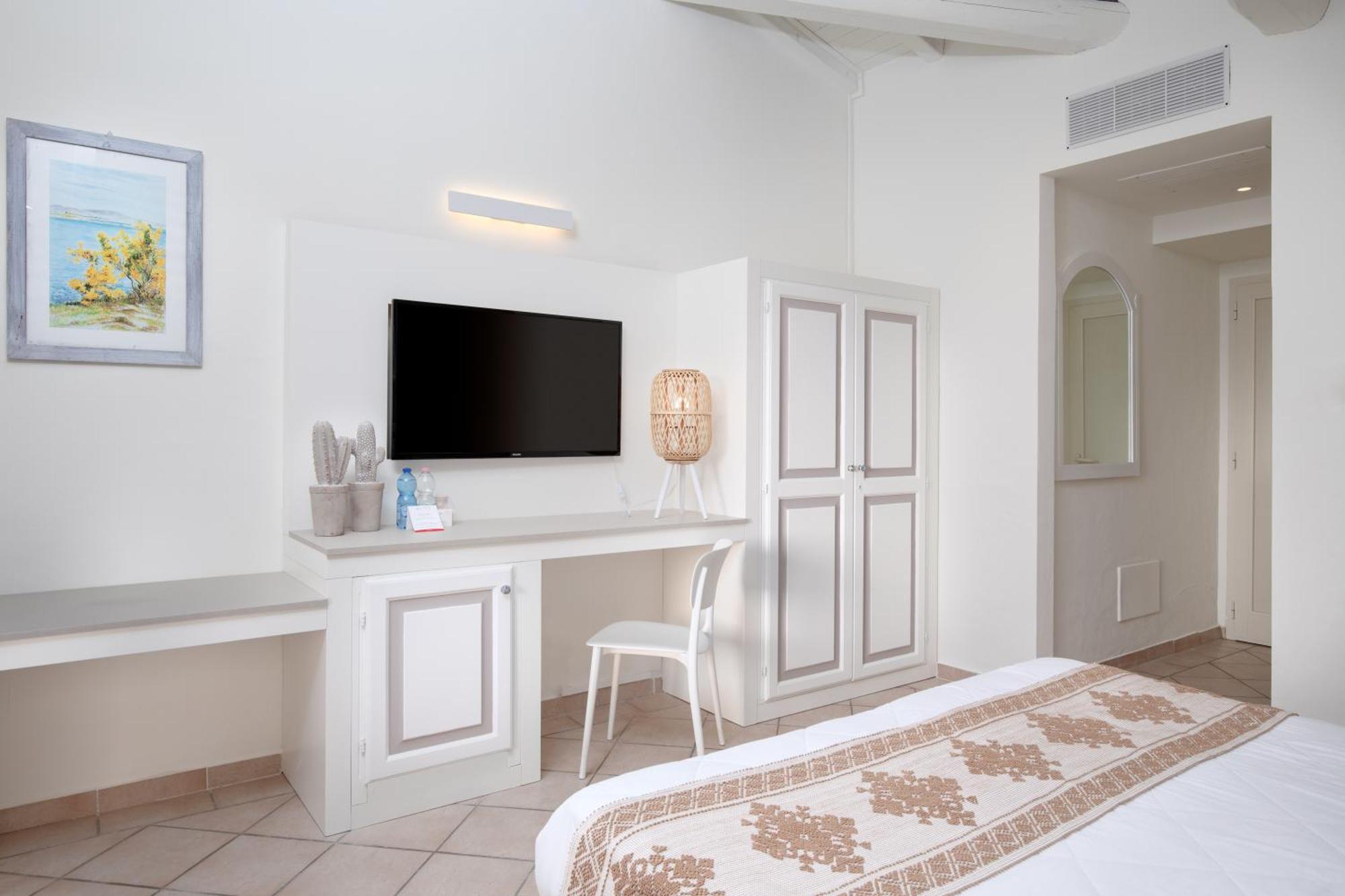Hotel Voi Colonna Village 4*
